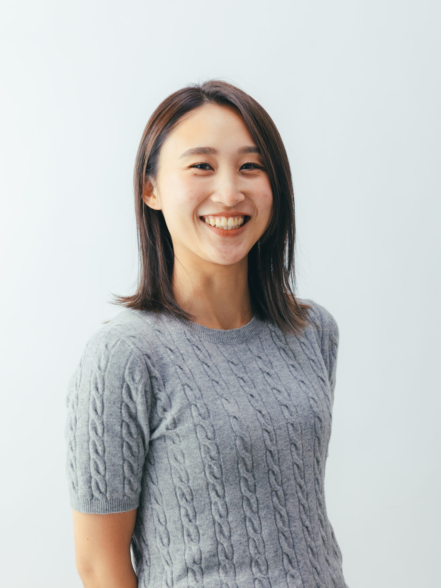 中西彩